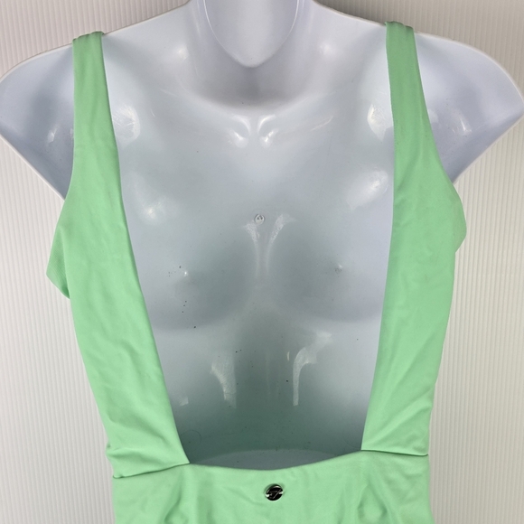 Gymshark Women's One Piece Open Back High Cut Leg Scoop Neck Size M Bright Green - Picture 6 of 14